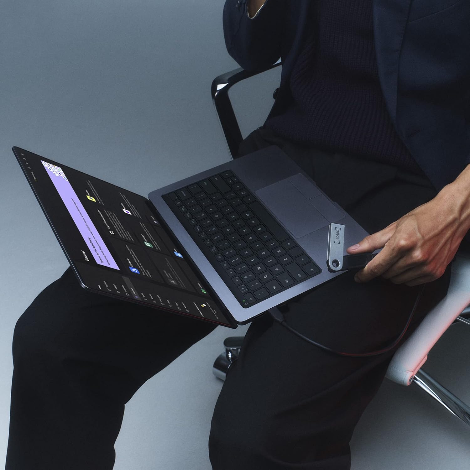 Ledger Nano S Plus Crypto Hardware Wallet (Matte Black) - Safeguard your crypto, NFTs and tokens (For Desktop and Android only)