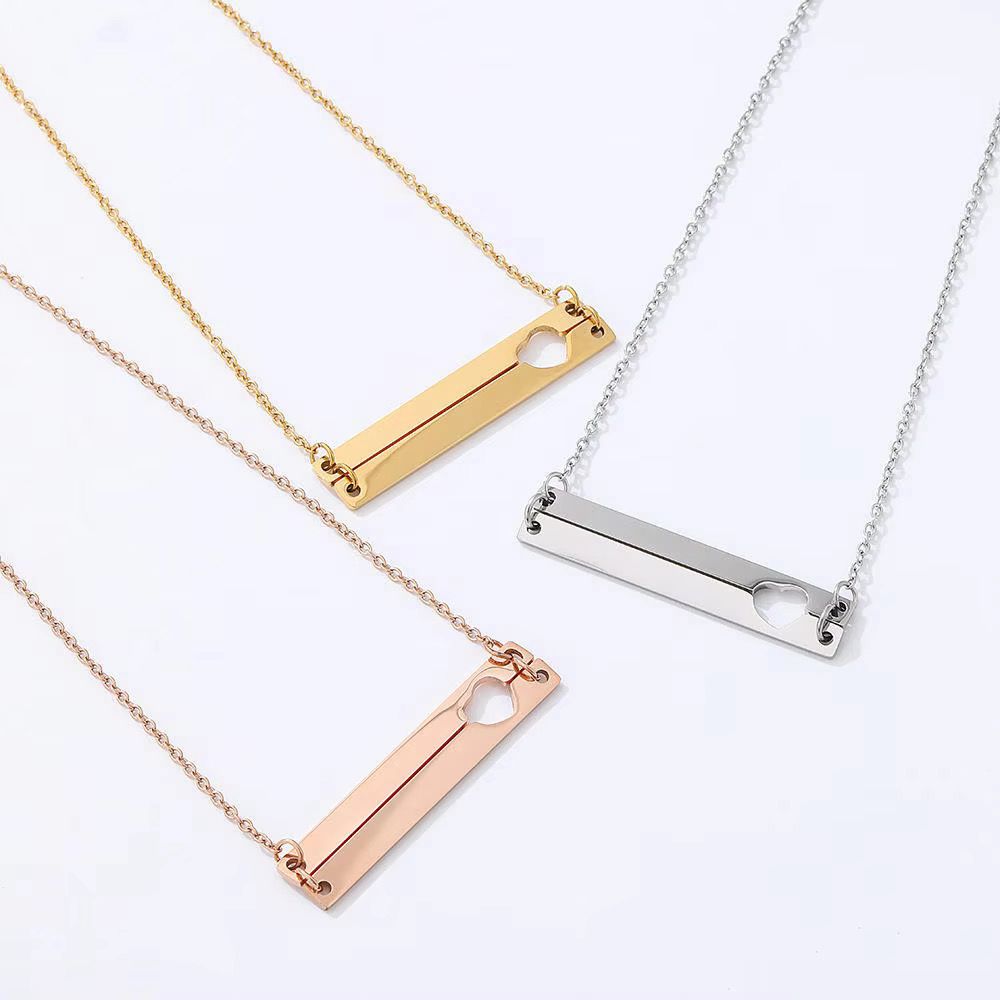 Collier Barre Personnalisable avec Découpe Cœur
