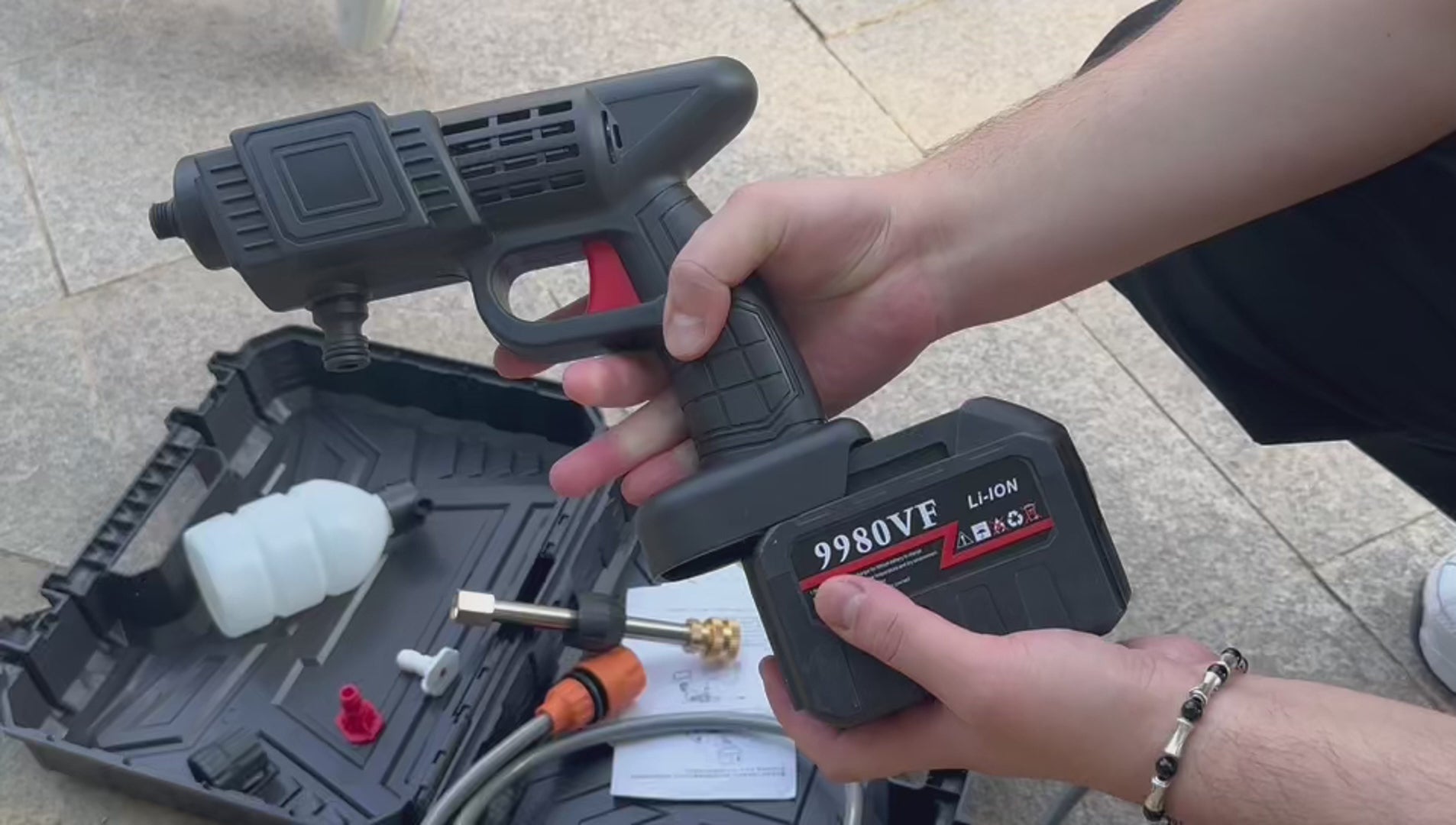 Nettoyeur Haute Pression Portable 30Bars/96H - Sans Fil avec Batterie Lithium (Copie)